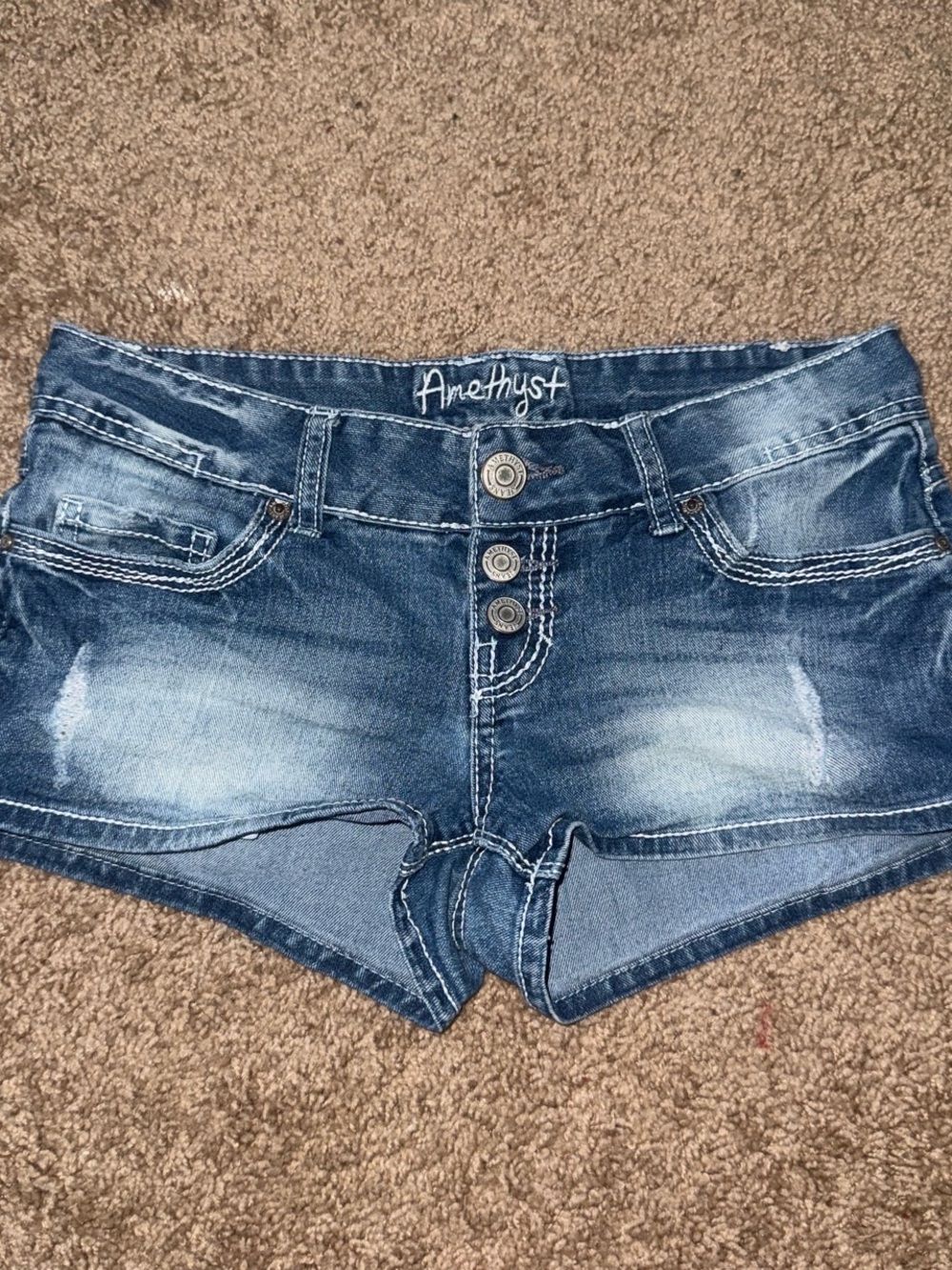 Amethyst Jeans Women's Faded Blue Low-Rise Denim Shorties